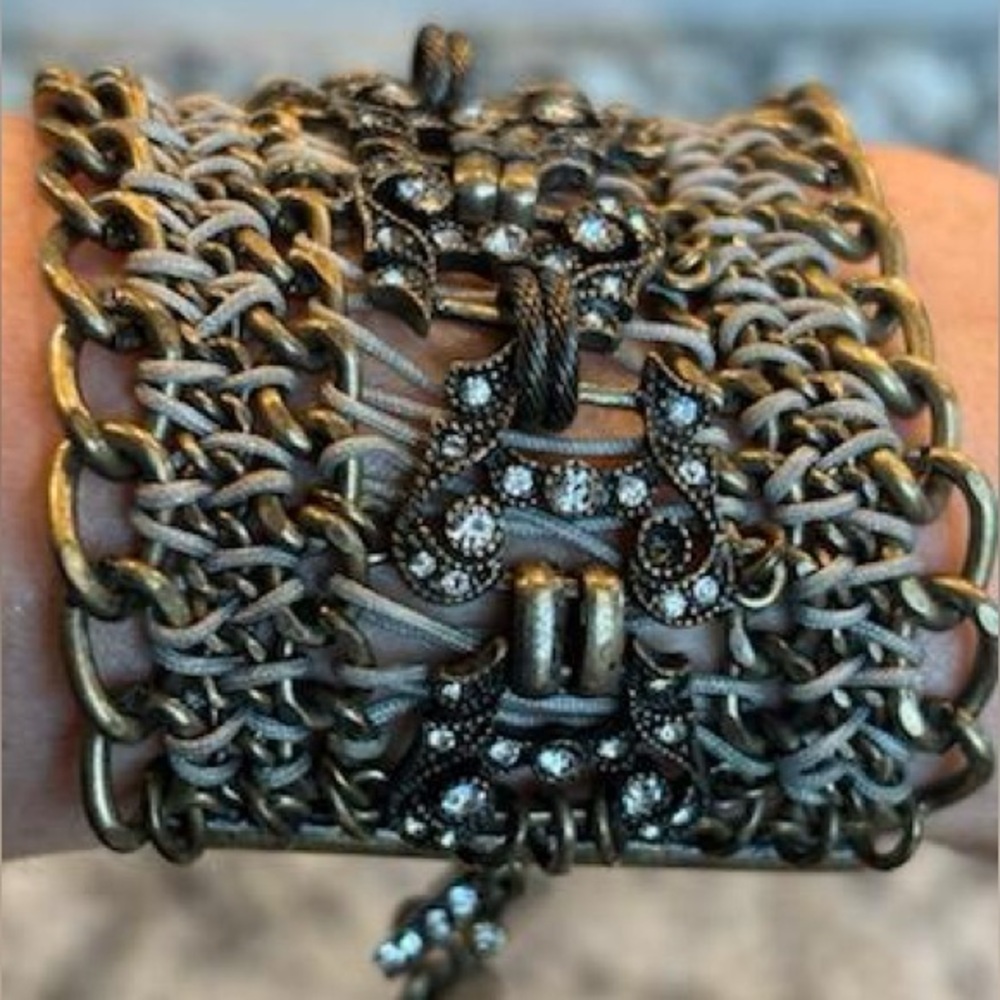 BRACELET Sequin Brand Chain Bracelet with Swarozski Crystals